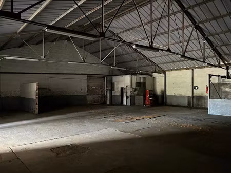 location locaux professionnels 1 pièce 280 m² à falaise (14700)  1 400 €
