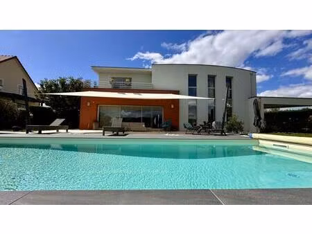 maison d'architecte à arceau