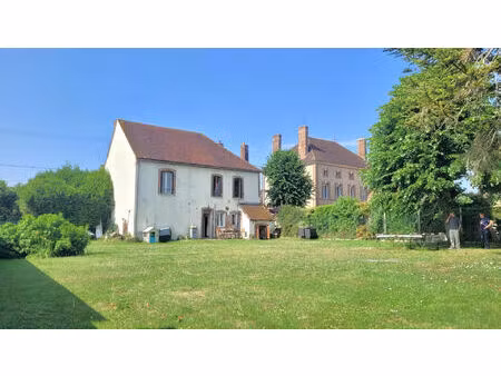 maison sur montholon à 5 minutes d'aillant et 1h30 de paris entre joigny et auxerre