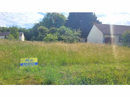 terrain constructible à st-maurice-thizouaille de 1860 m2 avec façade de 14m