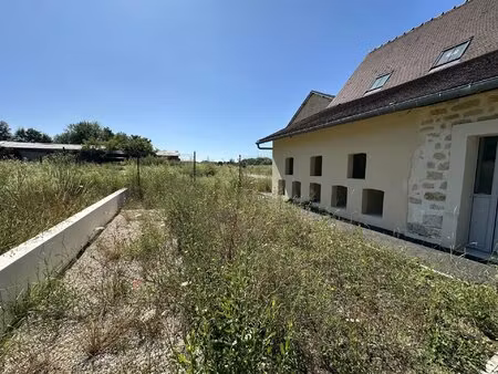 propriété à belle-église: charmant local 47 2 m²