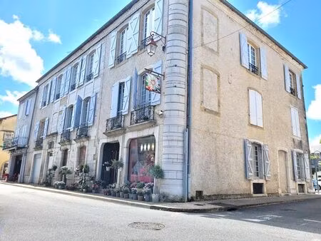 vente commerce 120 m² navarrenx (64190)