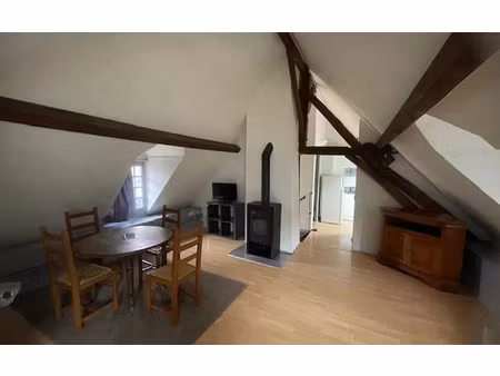 location appartement  m² t-1 à jaux  550 €