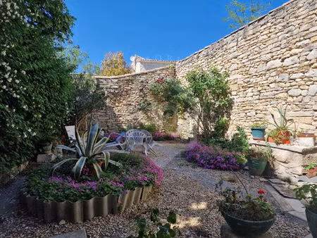 vaunage maison ancienne 6 chambres avec cour