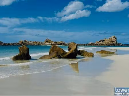 vente demeure d'exception à plougoulm (29250) : à vendre / 330m² plougoulm