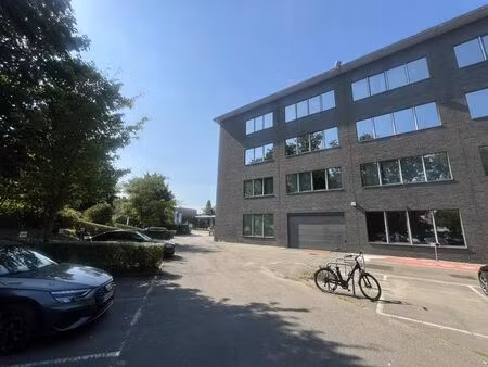 chaussée de ruisbroek 76 - 1180 uccle