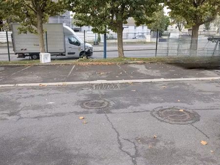 vente parking/garage/box 13 m²