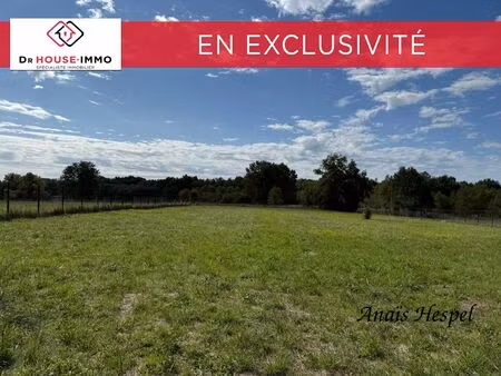 terrain constructible de 2 166 m² avec début de construction – frontenac