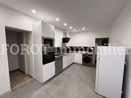 location meublée appartement 3 pièces 55 m² à lamastre (07270)  620 €