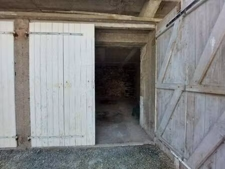 vente garage et parking à granville (50400) : à vendre / 15m² granville