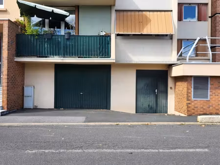location parking à palaiseau (91120)  119 €