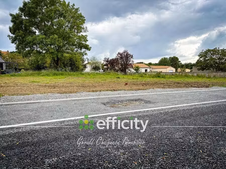 vente terrain à saint-colomban (44310) : à vendre / 739m² saint-colomban