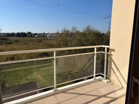 proche gare de st nazaire et commerces