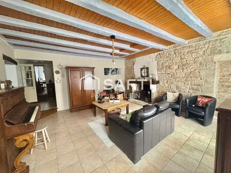 maison en pierre 3 chambres + bureau garage et dependance