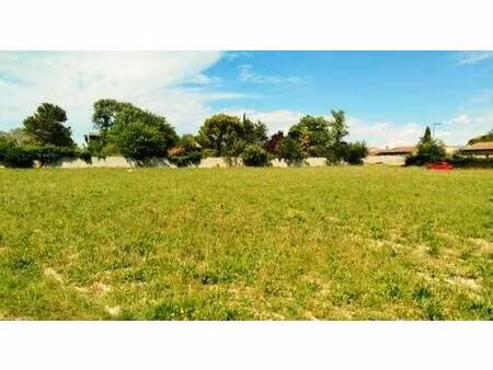 terrain constructible à vendre