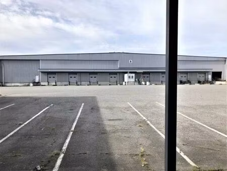 vente entrepôt / local d'activités tournefeuille 30 800 m²