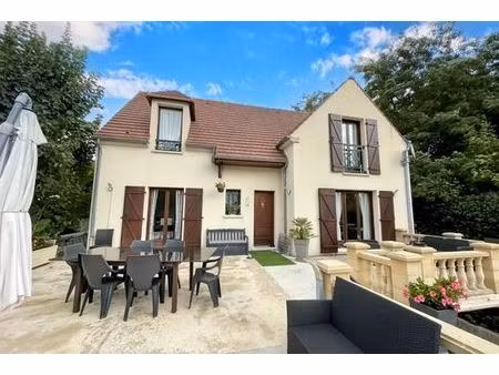 prestigieuse maison en vente condé-sainte-libiaire  france