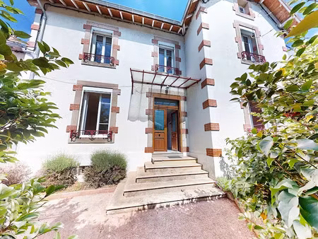vente maison 7 pièces 175 m² à mesvres (71190)  197 000 €