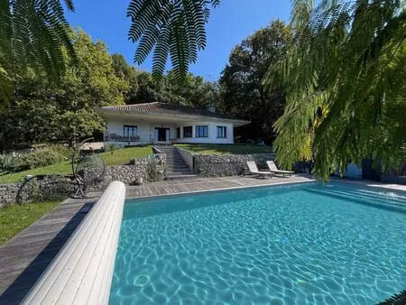 maison 5 pièces 149 m²