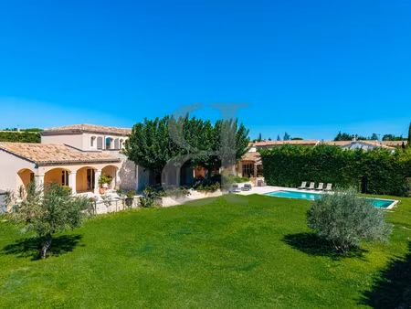 achat maison 8 pièces 256m² maussane les alpilles 13520