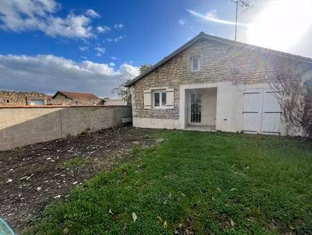 vente maison 7 pièces 150 m² bords (17430)