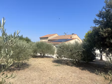 entre mont-ventoux et dentelles de montmirail – maison familiale avec vue  piscine et appa