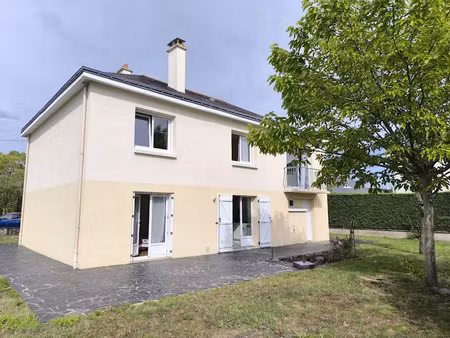 vente maison 5 pièces 125 m² à les ponts-de-ce (49130)  329 000 €