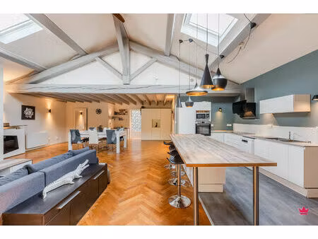 appartement de caractère 163 m² avec jardin   parkings et cave