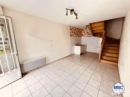 vente maison à gesté (49600) : à vendre / 33m² gesté