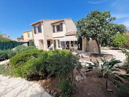 vente maison 5 pièces 96 m² à saint-raphael (83700)  450 000 €