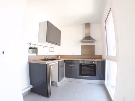 location appartement 1 pièce 29.27 m² à sainte-genevieve-des-bois (91700)  710 €