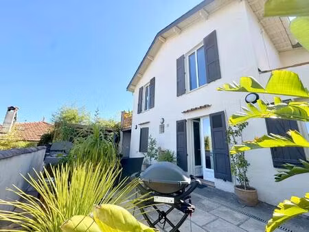 le cannet vente maison de ville avec 2 studios independants