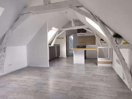 location appartement 3 pièces 40m² sable sur sarthe 72300