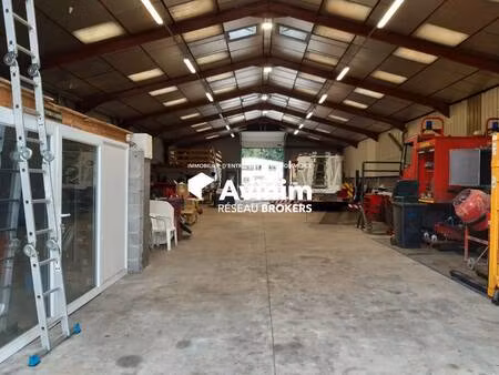 local d'activités à louer