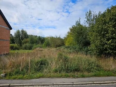 terrain à bâtir de 6a26ca  permis obtenu pour maison 3 façad