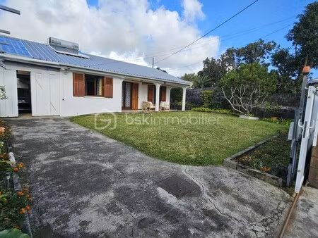 villa de luxe à vendre à sainte-suzanne