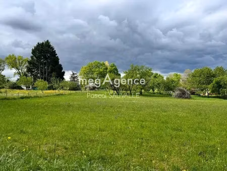 vente terrain à batir 2000 m² à la douze (24330)  34 500 €