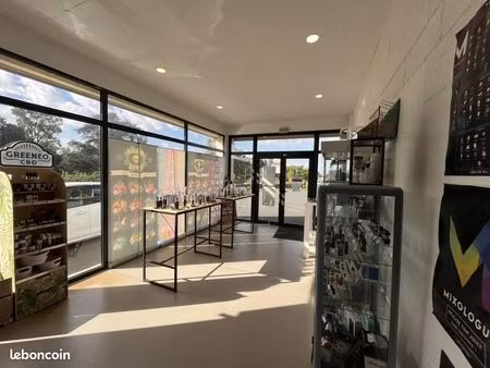 local commercial 43 m²