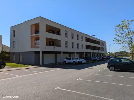 local 99 m² avermes