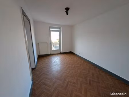 super f4 duplex 100m²