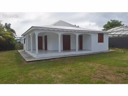 maison f4 à corot st françois