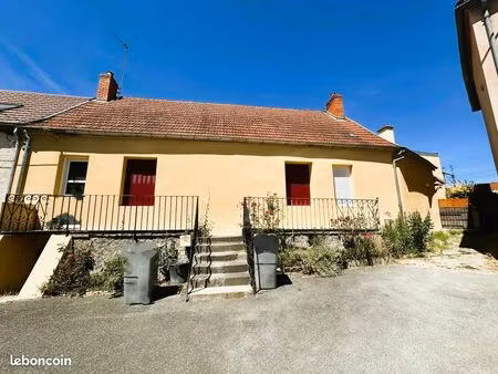 immeuble 105 m² saint-germain-des-fossés