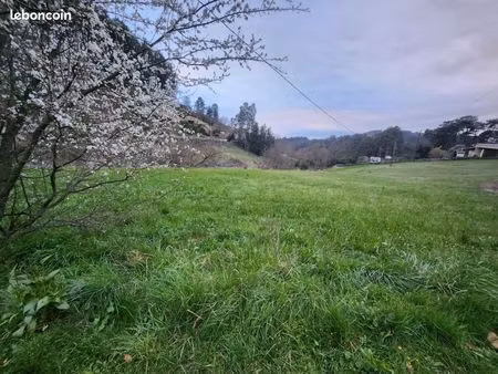 terrain 1 695 m² ucel