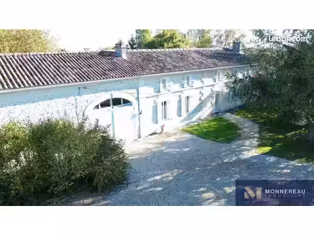maison 5 pièces 298 m²