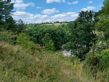 terrain constructible 698 m²