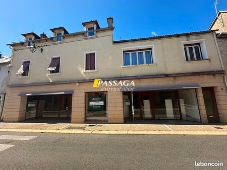 immeuble 3 pièces 55 m²