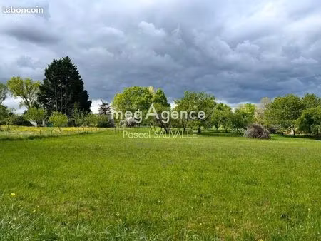 terrain 2000 m² la douze