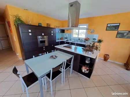 maison 6 pièces 138 m²