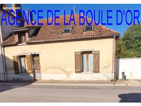 clesles - maison de village