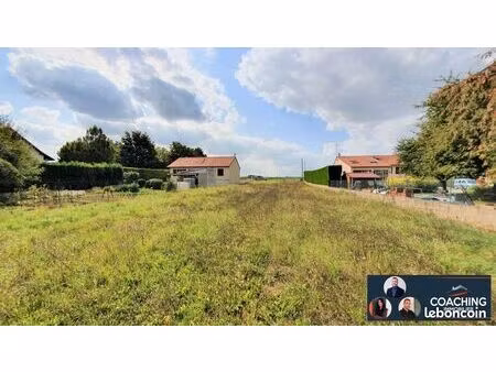 terrain 1238 m² pringy